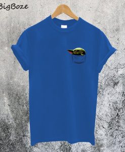 Baby Yoda in Pocket T-Shirt